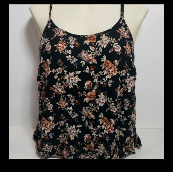 Forever 21 Flower Patterned Black Tank Top top - Picture 2 of 5